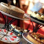 Different,Cakes,On,A,Stand